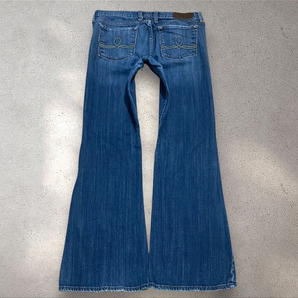 !! SOLD !! Lucky Brand Mid Rise Sofia Boot Jeans - Picture 1 of 8